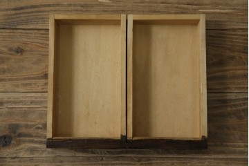 和製ヴィンテージ　軽井沢彫り　細やかな桜の彫刻が美しい小引き出し　(R-080118)