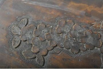 和製ビンテージ　軽井沢彫り　職人技が光る!桜の彫刻が美しい小引き出し(チェスト、整理箪笥、卓上収納、ヴィンテージ)(R-080119)
