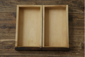 和製ヴィンテージ　軽井沢彫り　職人技が光る!桜の彫刻が美しい小引き出し　(R-080119)