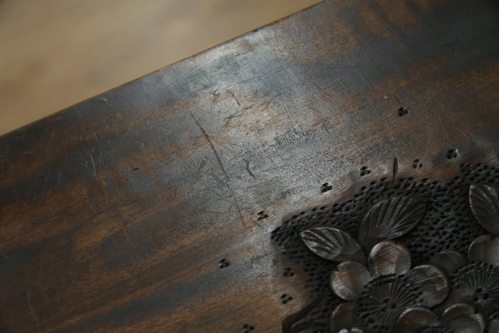 和製ヴィンテージ　軽井沢彫り　職人技が光る!桜の彫刻が美しい小引き出し　(R-080119)