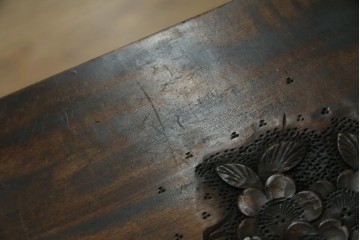 和製ヴィンテージ　軽井沢彫り　職人技が光る!桜の彫刻が美しい小引き出し　(R-080119)