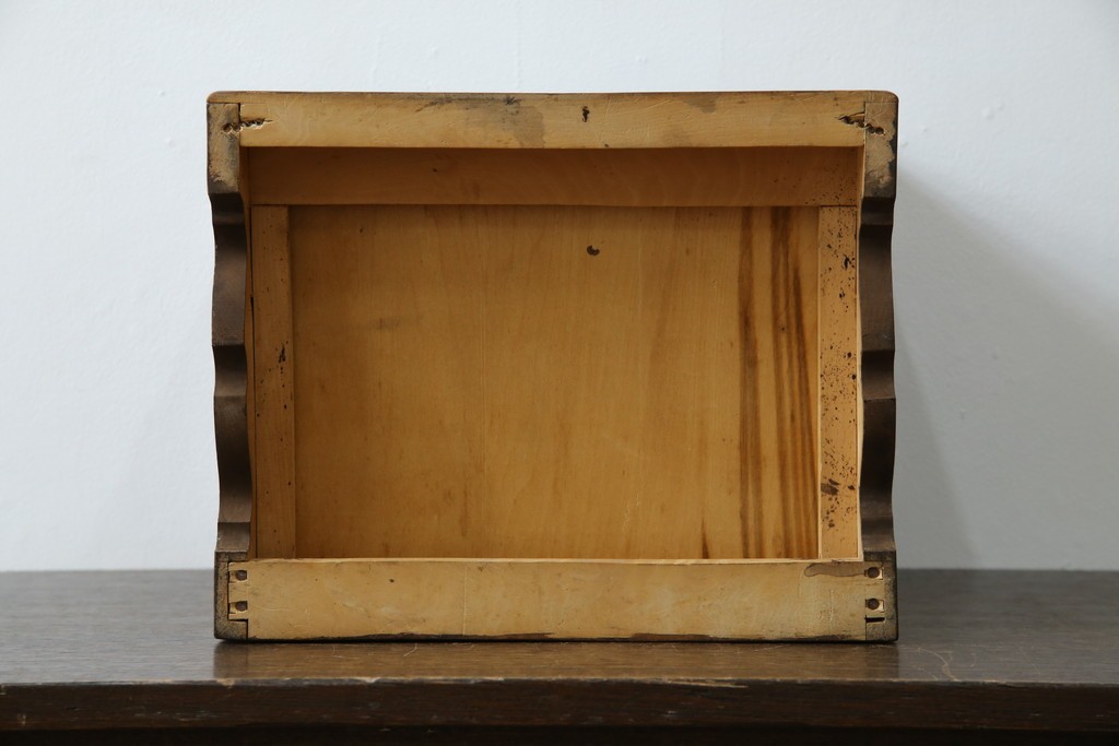 和製ヴィンテージ　軽井沢彫り　職人技が光る!桜の彫刻が美しい小引き出し　(R-080119)