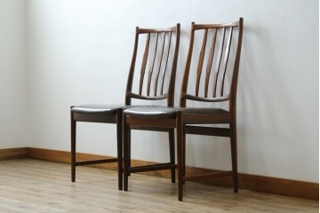 北欧ヴィンテージ　ノルウェー　BRUKSBO(ブルクスボ)　ローズウッド材　深みのある落ち着いたカラーが素敵なダイニングチェア2脚セット　(R-080122)