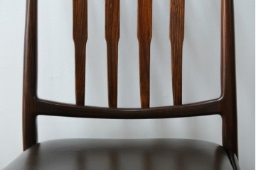 北欧ヴィンテージ　ノルウェー　BRUKSBO(ブルクスボ)　ローズウッド材　深みのある落ち着いたカラーが素敵なダイニングチェア2脚セット　(R-080122)