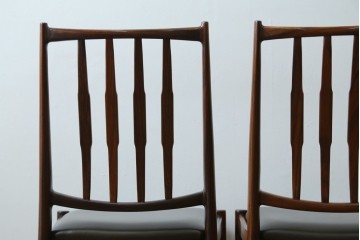 北欧ヴィンテージ　ノルウェー　BRUKSBO(ブルクスボ)　ローズウッド材　深みのある落ち着いたカラーが素敵なダイニングチェア2脚セット　(R-080122)
