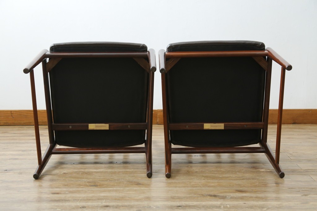 北欧ヴィンテージ　ノルウェー　BRUKSBO(ブルクスボ)　ローズウッド材　深みのある落ち着いたカラーが素敵なダイニングチェア2脚セット　(R-080122)