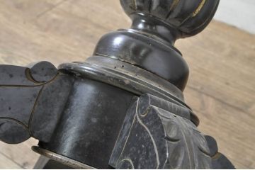 フランスアンティーク　クラシカルなデザインがおしゃれなフレンチチルトアップテーブル(ティルトトップテーブル、折りたたみテーブル、食卓、2人掛けダイニングテーブル、カフェテーブル、コーヒーテーブル)(R-080125)