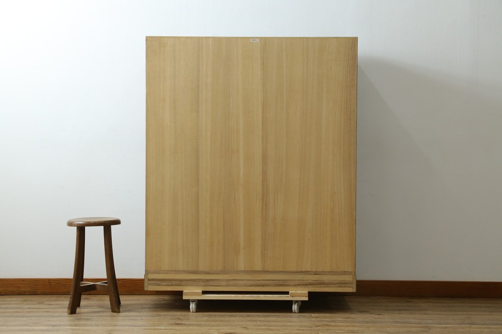 中古　美品　伝統工芸　桐屋田中製　加茂総桐箪笥　和の趣を感じる衣装箪笥　定価推定約46万5千円　(R-080126)
