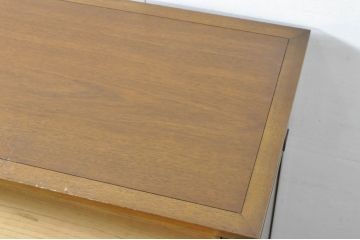 中古　美品!!　DREXEL HERITAGE(ドレクセルヘリテイジ)　Triune(トライユン)　気品溢れるエレガントなマホガニー材製チェスト(引き出し、サイドボード、サイドチェスト)(R-080128)