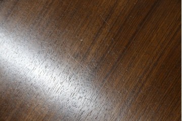 イギリスビンテージ　美品　G-PLAN(ジープラン)　BBシリーズ　Tola&Black(トーラ&ブラック)　スタイリッシュな北欧デザインのサイドキャビネット(サイドボード)(R-080130)
