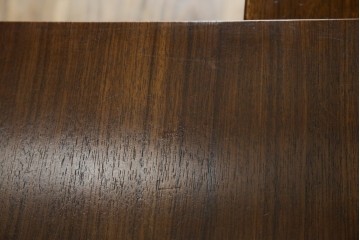 イギリスビンテージ　美品　G-PLAN(ジープラン)　BBシリーズ　Tola&Black(トーラ&ブラック)　スタイリッシュな北欧デザインのサイドキャビネット(サイドボード)(R-080130)