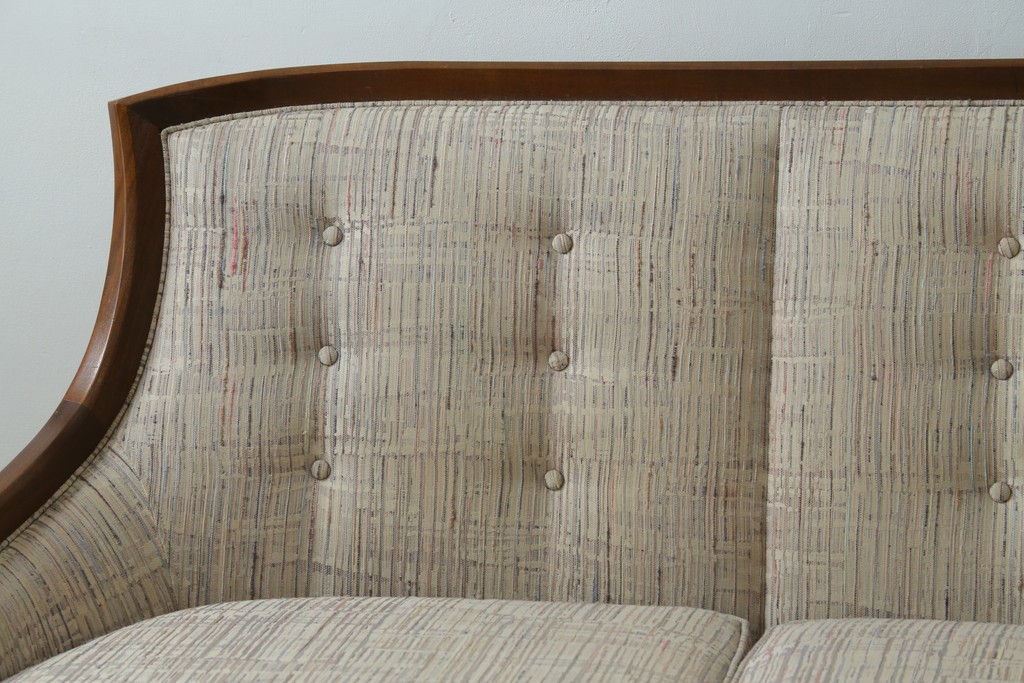 中古　美品!!　DREXEL HERITAGE(ドレクセルヘリテイジ)　Upholstery(アップホルスタリー)　クラシカルデザインの3人掛けソファ　(R-080132)
