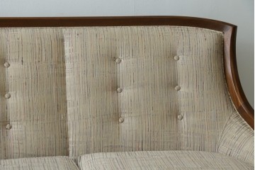 中古　美品!!　DREXEL HERITAGE(ドレクセルヘリテイジ)　Upholstery(アップホルスタリー)　クラシカルデザインの3人掛けソファ　(R-080132)