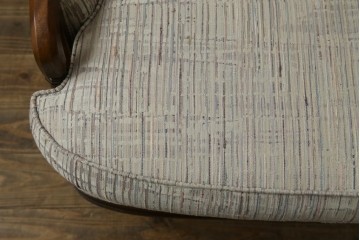 中古　美品!!　DREXEL HERITAGE(ドレクセルヘリテイジ)　Upholstery(アップホルスタリー)　クラシカルデザインの3人掛けソファ　(R-080132)