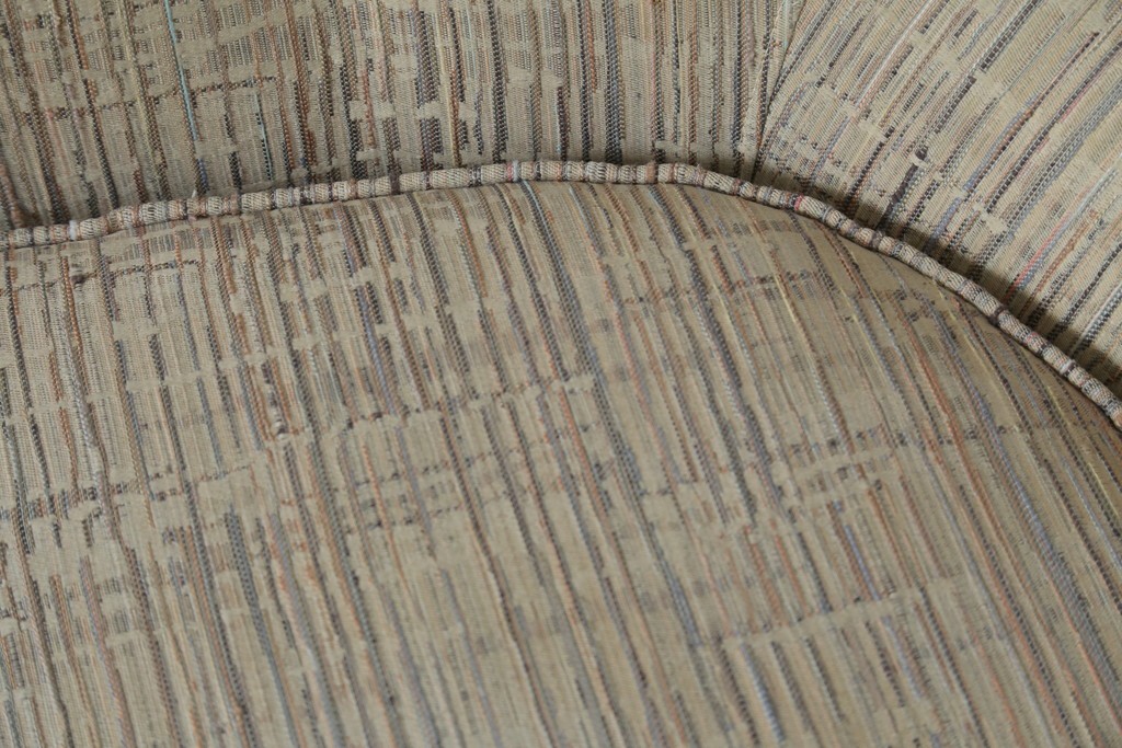 中古　美品!!　DREXEL HERITAGE(ドレクセルヘリテイジ)　Upholstery(アップホルスタリー)　クラシカルデザインの3人掛けソファ　(R-080132)