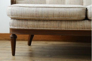 中古　美品!!　DREXEL HERITAGE(ドレクセルヘリテイジ)　Upholstery(アップホルスタリー)　クラシカルデザインの3人掛けソファ　(R-080132)