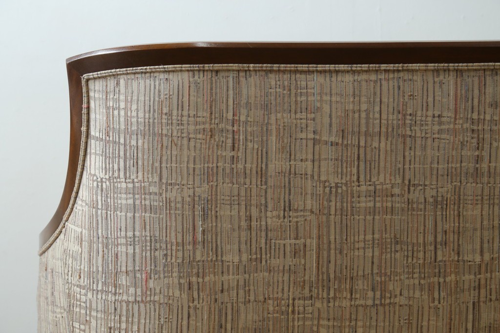 中古　美品!!　DREXEL HERITAGE(ドレクセルヘリテイジ)　Upholstery(アップホルスタリー)　クラシカルデザインの3人掛けソファ　(R-080132)