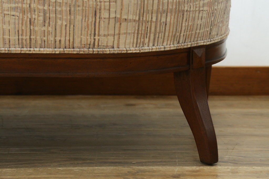 中古　美品!!　DREXEL HERITAGE(ドレクセルヘリテイジ)　Upholstery(アップホルスタリー)　クラシカルデザインの3人掛けソファ　(R-080132)