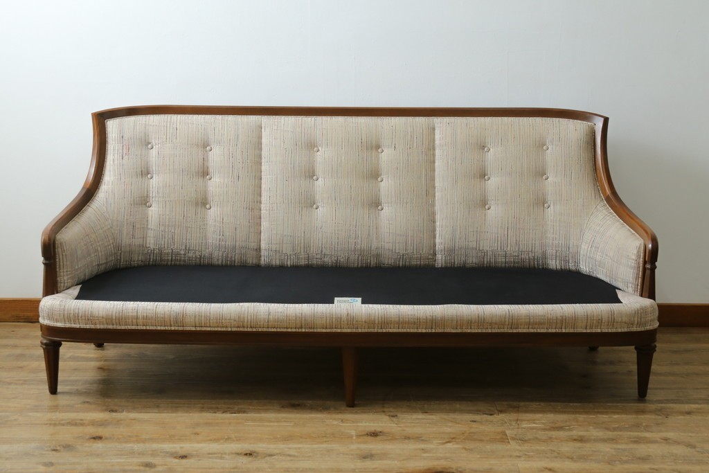 中古　美品!!　DREXEL HERITAGE(ドレクセルヘリテイジ)　Upholstery(アップホルスタリー)　クラシカルデザインの3人掛けソファ　(R-080132)