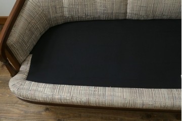 中古　美品!!　DREXEL HERITAGE(ドレクセルヘリテイジ)　Upholstery(アップホルスタリー)　クラシカルデザインの3人掛けソファ　(R-080132)