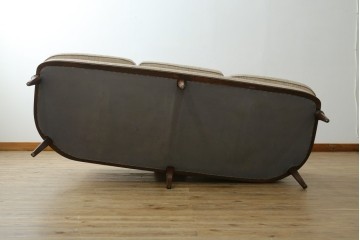 中古　美品!!　DREXEL HERITAGE(ドレクセルヘリテイジ)　Upholstery(アップホルスタリー)　クラシカルデザインの3人掛けソファ　(R-080132)
