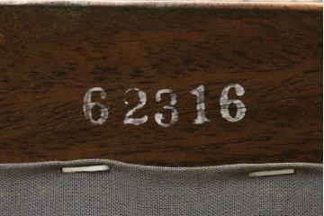 中古　美品!!　DREXEL HERITAGE(ドレクセルヘリテイジ)　Upholstery(アップホルスタリー)　クラシカルデザインの3人掛けソファ　(R-080132)