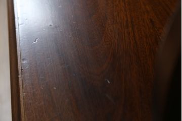 中古　美品　カリモク(karimoku)　コロニアルシリーズ　使い勝手のよい収納と美しいデザインを兼ね備えたダイニングボード(食器棚、カップボード、収納棚、戸棚、キャビネット)(定価約34万円)(R-080142)