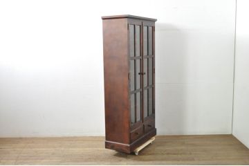 中古　美品　国産民芸家具　クラシカルな佇まいが魅力的なブックケース(書棚、本箱、収納棚、戸棚)(R-080144)