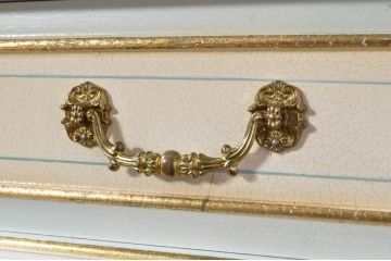 中古　美品　イタリア高級家具　ロココ調　Mario Colciago&Figli(マリオ・コルチャゴ)　Fratelli Origgi(フラテッリ・オリッジ)　圧迫感を抑えたRガラスの優しいデザインが魅力的なキャビネット(キュリオケース、ガラスケース、ショーケース、飾り棚、Rガラス、曲げガラス)(定価約220万円)(R-080149)