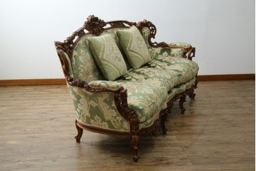 中古　イタリア製　ロココ調　華やかな彫刻が目を惹く3人掛けソファ　(R-080153)