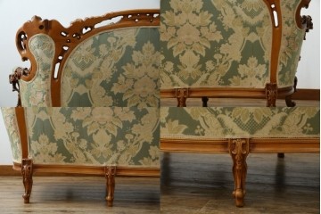 中古　イタリア製　ロココ調　華やかな彫刻が目を惹く3人掛けソファ　(R-080153)