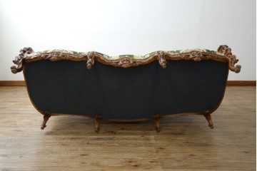 中古　イタリア製　ロココ調　華やかな彫刻が目を惹く3人掛けソファ　(R-080153)