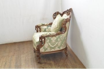 中古　イタリア製　ロココ調　華やかな彫刻が目を惹く1人掛けソファ(1P、一人掛け、ラウンジチェア、アームチェア、サロンチェア)(R-080154)