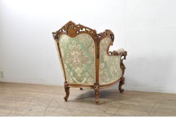中古　イタリア製　ロココ調　華やかな彫刻が目を惹く1人掛けソファ(1P、一人掛け、ラウンジチェア、アームチェア、サロンチェア)(R-080154)