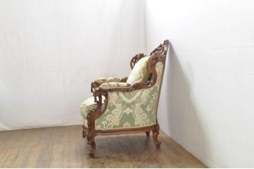 中古　イタリア製　ロココ調　華やかな彫刻が目を惹く1人掛けソファ(1P、一人掛け、ラウンジチェア、アームチェア、サロンチェア)(R-080155)