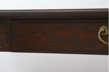 中古　希少モデル　DREXEL HERITAGE(ドレクセルヘリテイジ)　彫刻入り　異国情緒あふれるシノワズリ様式のコンソールテーブル(薄型デスク、机、ワークデスク、サイドテーブル、在宅用、在宅ワーク用)(R-080159)