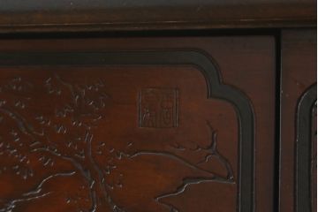 中古　希少モデル　DREXEL HERITAGE(ドレクセルヘリテイジ)　彫刻入り　異国情緒あふれるシノワズリ様式のコンソールテーブル(薄型デスク、机、ワークデスク、サイドテーブル、在宅用、在宅ワーク用)(R-080159)