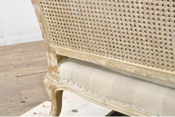 中古　美品　サラグレース(Sarah Grace)取り扱い　フランス　BLANC D'IVOIRE(ブランディボワール)　リネン生地　フレンチーシャビーな2Pソファ(二人掛け、アームソファ)(定価約44万円)(R-080161)