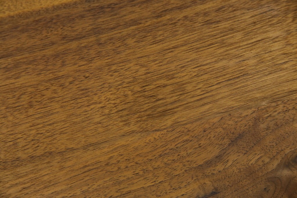 中古　ウォールナット材　シンプルなデザインが取り入れやすい素朴なテレビ台　(R-080166)