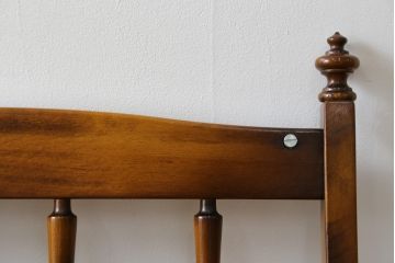 和製ビンテージ　希少な廃番品　オールドカリモク(karimoku)　コロニアルシリーズ　上品な佇まいが魅力の1Pソファ2脚セット(ラウンジチェア、アームチェア、1人掛け、ヴィンテージ)(R-080171)