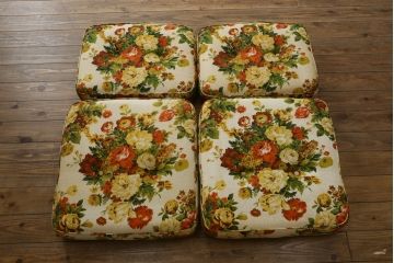和製ビンテージ　希少な廃番品　オールドカリモク(karimoku)　コロニアルシリーズ　上品な佇まいが魅力の2Pソファ(アームチェア、2人掛け、ヴィンテージ)(R-080172)