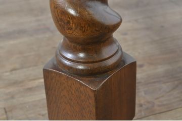 中古　美品　百貨店取り扱い　国産職人手作品　オーク材　ツイストレッグが特徴的なドローリーフテーブル(ダイニングテーブル、エクステンションテーブル、2人掛け、4人掛け、食卓)(定価約22万円)(R-080175)