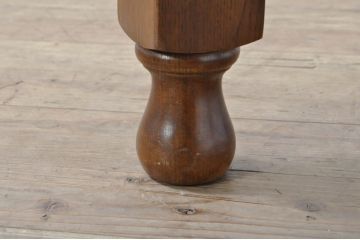 中古　美品　百貨店取り扱い　国産職人手作品　オーク材　ツイストレッグが特徴的なドローリーフテーブル(ダイニングテーブル、エクステンションテーブル、2人掛け、4人掛け、食卓)(定価約22万円)(R-080175)