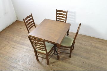 中古　美品　百貨店取り扱い　国産職人手作品　オーク材　ツイストレッグが特徴的なドローリーフテーブル(ダイニングテーブル、エクステンションテーブル、2人掛け、4人掛け、食卓)(定価約22万円)(R-080175)
