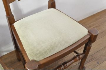 中古　美品　百貨店取り扱い　国産職人手作品　オーク材　クラシカルな雰囲気が魅力のチェア4脚セット(ダイニングチェア、アームレスチェア、椅子、イス、バラ売り可能)(定価1脚約5万円)(R-080176)