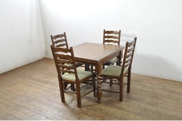 中古　美品　百貨店取り扱い　国産職人手作品　オーク材　クラシカルな雰囲気が魅力のチェア4脚セット(ダイニングチェア、アームレスチェア、椅子、イス、バラ売り可能)(定価1脚約5万円)(R-080176)