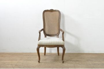中古　DREXEL HERITAGE(ドレクセルヘリテイジ)　　old continent(オールドコンチネント)　上品な曲線デザインが目を引くアームチェア(椅子、イス、ダイニングチェア、サロンチェア)(R-080177)