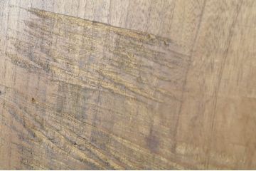 アンティーク建具　新潟産　重厚感のある佇まいが魅力の一枚板の蔵戸1枚(引き戸、玄関戸)(R-080181)