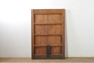 アンティーク建具　総欅(ケヤキ)材　重厚感のある佇まいが魅力の蔵戸1枚(引き戸、玄関戸)(R-080182)
