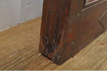 アンティーク建具　北陸産　欅(ケヤキ)材・檜(ヒノキ)材　和の空間を高める格子蔵戸1枚(格子戸、引き戸、玄関戸)(R-080184)